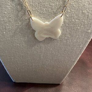 Park Lane Jewelry Wanderlust necklace Mother of Pearl butterfly NEW Paper clip